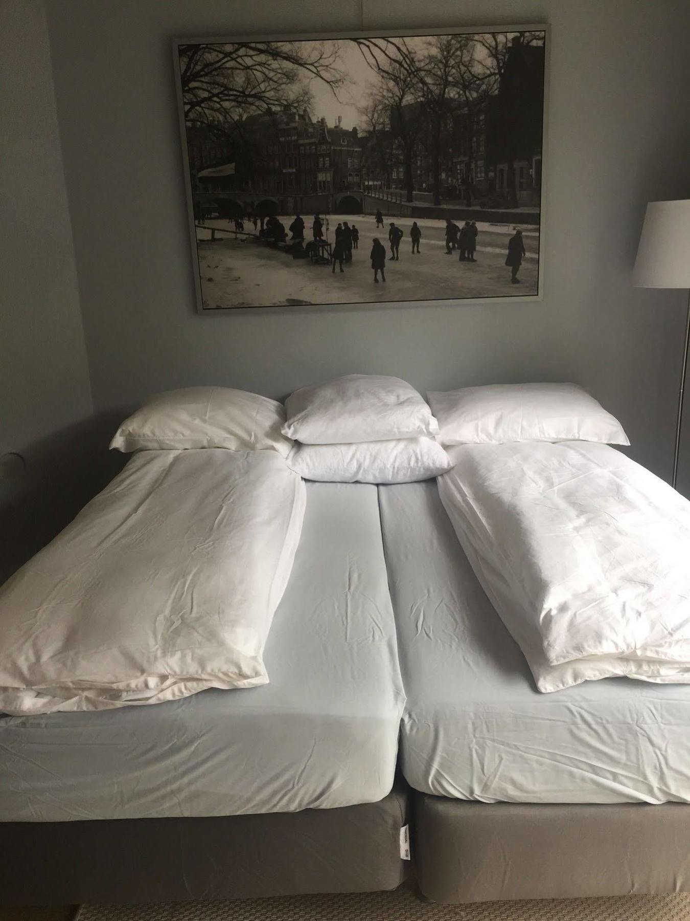 Truelove Guesthouse Амстердам Екстериор снимка